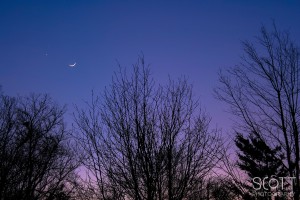 Moon, Venus, and Mars Conjunction at Sunset - February 20th, 2015